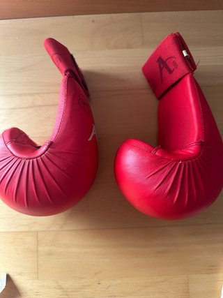 Guantes Karate Arawaza WKF Rojo Infantil