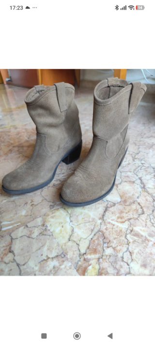 Botines de piel marrones