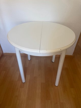 Mesa redonda extensible blanca