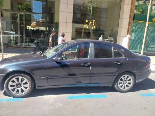Mercedes-Benz 220 2000