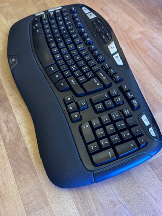 Tastiera Ergonomica Wireless Logitech K350 ITA