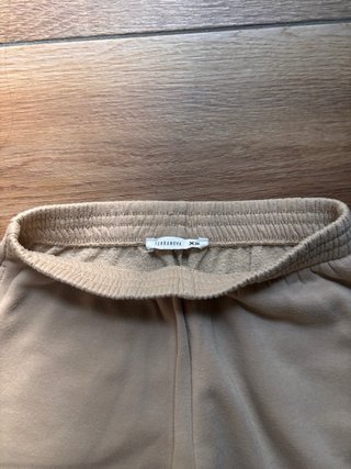 Pantaloni tuta beige Terranova