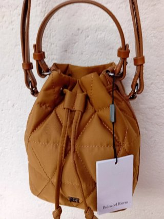 Bolso de Pedro del Hierro