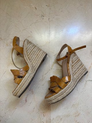 Tacones Zara Marrones Cuña