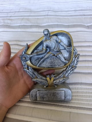 Trofeos y Medallas: Fútbol, Tenis cartas, monte.