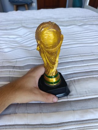 Trofeos y Medallas: Fútbol, Tenis cartas, monte.