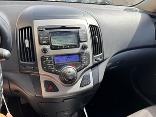 Hyundai i30 1.4i 109 CV
