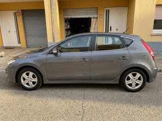Hyundai i30 1.4i 109 CV