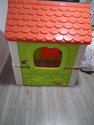 Casita de juguete infantil