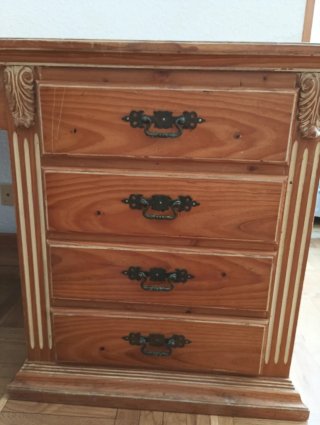 Scrivania antica in legno massello