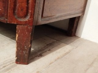 Cómoda del siglo XIX de madera maziza de 5 cajones