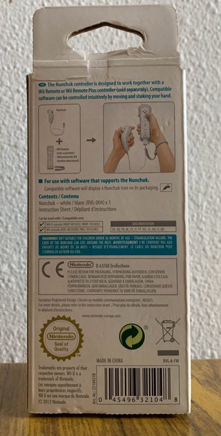 2 x Nintendo Wii Nunchuk