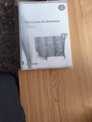 Lote de 5 libros de texto oficiales para el GM