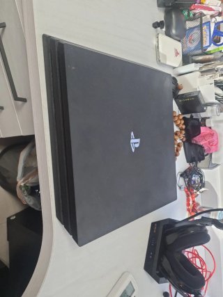 PS4 Pro (PlayStation 4 Pro) Negra