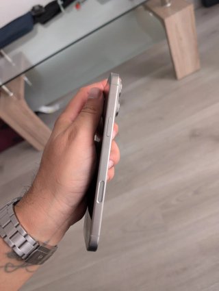 Vendo iPhone 16 pro max 256GB