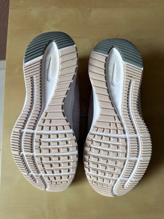 Tenis Zapatillas de running Nike Quest