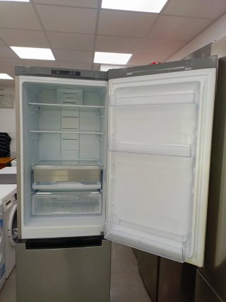 Nevera Indesit plateada 190/60cm A++ con garantia