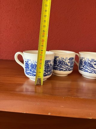 Tazas de porcelana azul y blanco