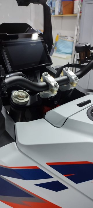 KTM 1290 SUPER ADVENTURE R 2024
