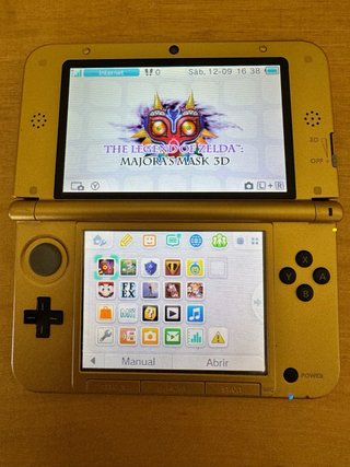 Nintendo 3DS XL Edición Zelda Dorada