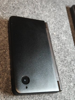 Nintendo DSi XL Negra
