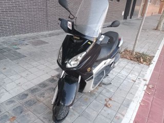 Yamaha Xmax 250cc Maxi Scooter