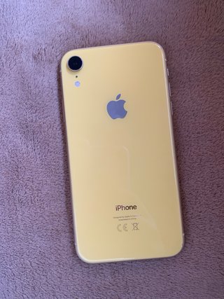 iPhone XR Amarillo