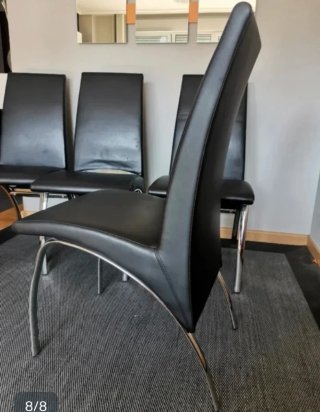 Mesa Comedor Blanca + Sillas Negras