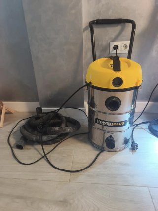 Lijadora de pared y aspiradora Powerplus
