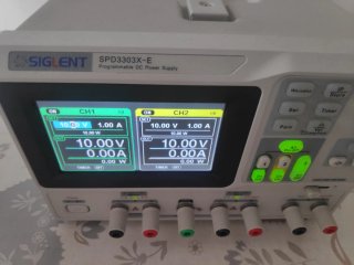 Fuente Programable Siglent SPD3303X-E 220W