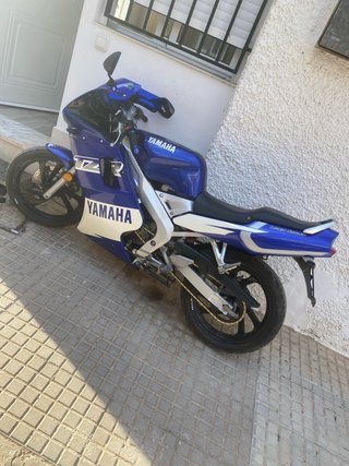 Yamaha TZR 50 Azul y Blanca