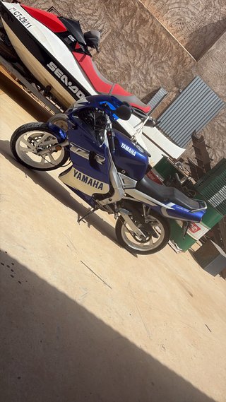 Yamaha TZR 50 Azul y Blanca
