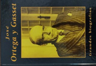 Lote 44 libros biografías e historia, 80€ Alicante