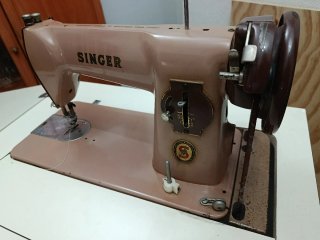 Mueble Singer Antigua + Máquina Coser
