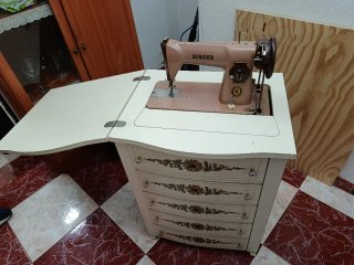 Mueble Singer Antigua + Máquina Coser