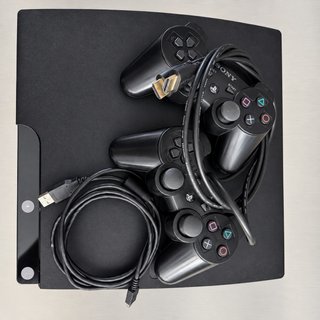 PS3 Slim 250GB + 2 mandos + 25 juegos