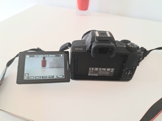 Canon EOS M50 + EF-M 15-45 mm