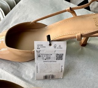 Zapatos Mango T38 charol destalonados Nude