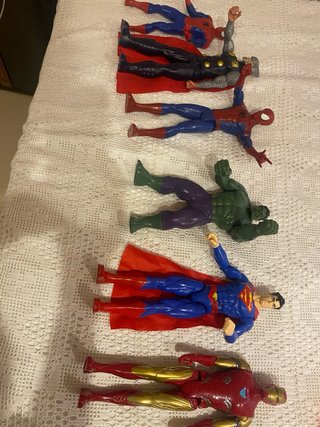 Figuras Superhéroes Hulk, Superman, Spiderman
