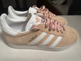Zapatillas Adidas Gazelle Beige y Rosa