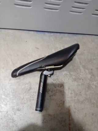 Sillín MTB / Dirt Negro