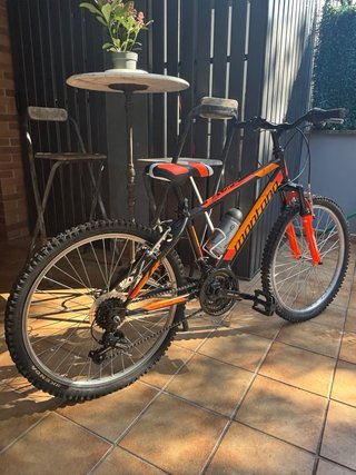 Bicicleta MTB Montana 24” 18 velocidades Shimano.