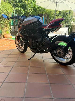 MV Agusta Dragster RR Negra/Roja/Blanca