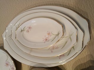 Vajilla Vintage Porcelana Flores Doradas