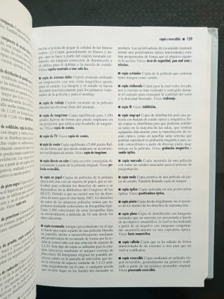 Diccionario Técnico Akal de cine. Descatalogado.