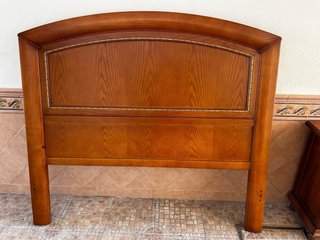 Cabecero de madera maciza cama 135