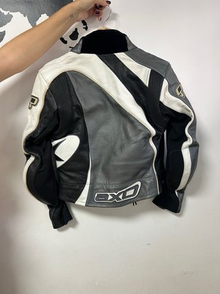 Mono de Moto marca Axo para chica