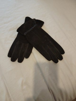 Guantes de ante con trenza