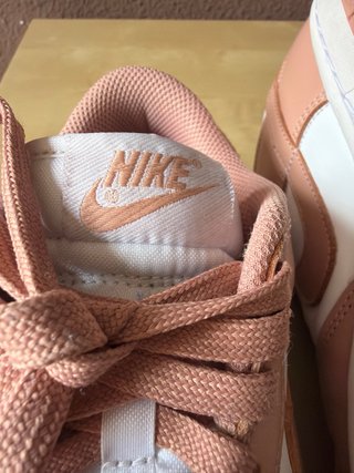 Tenis Nike Dunk Low Rosa y Blanco