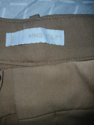 Pantalón sastre Mango recto camel talla 36